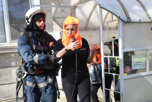 Симулация на пожар  наложи евакуация на Медицински университет Варна