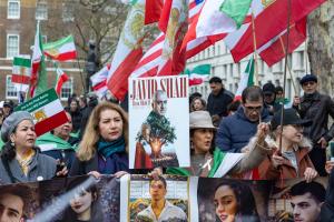 Два протеста на иранската общност в Лондон
