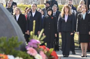 София - Церемония пред паметника на спасителите на българските евреи