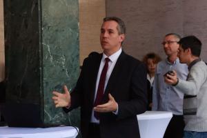 София - Министерство на електронното управление - теглене номерата на машините за гласуване