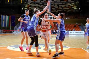 ЕвроБаскет 2027 - жени: България разгроми Азербайджан със 120:40