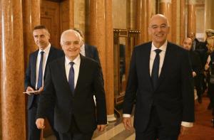 София - Министърът на националната отбрана на Гърция Николаос Дендиас e на посещение в България