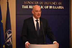 София - Министърът на националната отбрана на Гърция Николаос Дендиас e на посещение в България