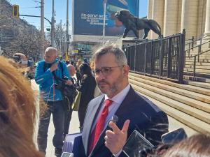 Земеделският служебен министър Иван Христанов внася в Прокуратурата сигнал за злоупотреба и рекет