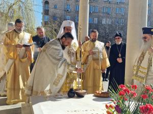 София - Заупокойните богослужения в памет на българските патриарси Кирил и Неофит