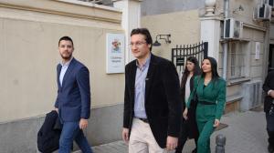 София - 24-и МИР - Крум Зарков регистрира листата на БСП-Обединена левица