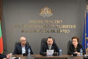 В Министерството на регионалното развитие  представят  Национален план за сградно обновяване до 2050-та година