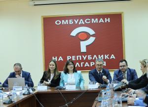 София - Национална среща при омбудсмана заради високите сметки за ток