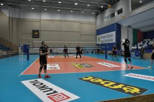 Бургас - Реновираната спортна зала Младост