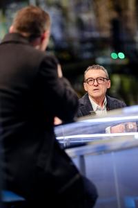 София - Специално студио на bTV за изборите и 3D мапинг
