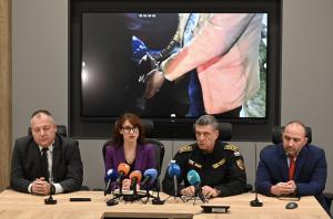 ГДБОП с подробности за заловените над 1 млн. фалшиви евро в София