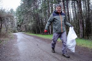 София – Почистване на Северния парк за Часът на Земята