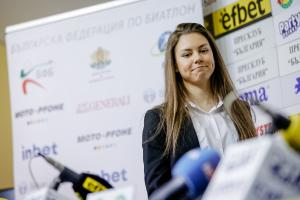 Наградиха биатлониската Лора Христова за спортист на месеца в пресклуб "България"