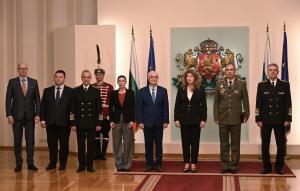 София – Президентът Илияна Йотова удостои полковник Атанас Георгиев със званието 'бригаден генерал