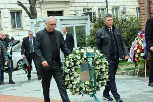 София - Поклонение пред Борислав Михайлов