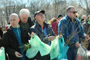 София - Гората.бг подарява 65 000 дръвчета,храсти и цветя