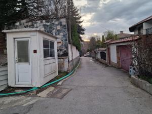 София - Следи от пожара в хоспис Надежда