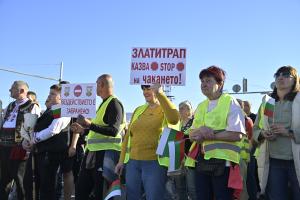 Пловдив - Протест за изоставен ремонтна пътя  затвори Околовръстното шосе