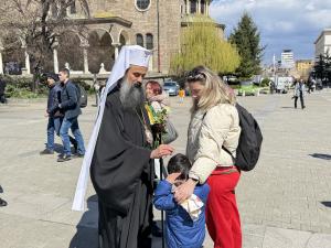 София - Празнична лития и ритуал боядисване на яйца на пл.Света Неделя