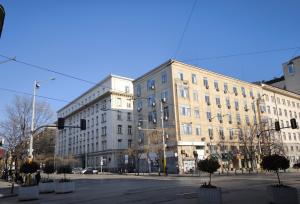 София - Столицата обзлюдява празнично