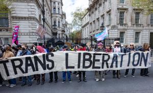 Лондон - Протест срещу трансексуалните