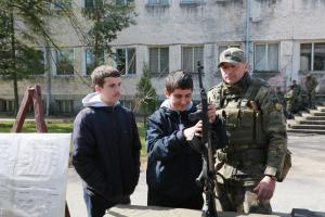 Ямбол - Ден на отворените врати в 42 механизиран батальон