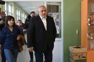София - Бойко Борисов гласува в Банкя