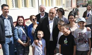 София - Бойко Борисов гласува в Банкя