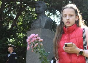 Варна - Хиляди се поклониха пред паметникът на Бенковски