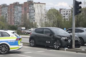 Тежко ПТП на бул.'Александър Малинов' в София