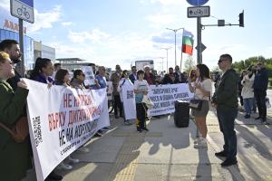 Пловдив - Протест блокира кръстовище заради строеж на брега на р.Марица