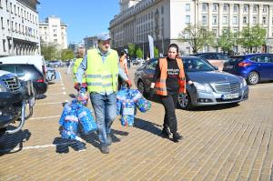 София - Кампания "Капачки за бъдеще" на пл."Ал.Батенберг"