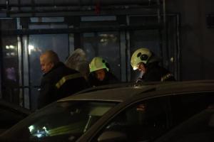 София - Кола се взриви от запален контейнер за боклук