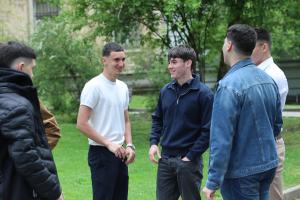 София- Ученици празнуват края на учебните часове
