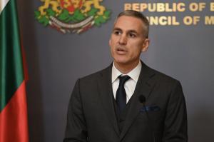 Брифинг на премиера Андрей Гюров и минисътр Мария Недина