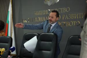 Министърът на МРРБ Николй Найденов: АПИ - прозрачност, дигитализация, договори