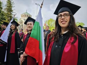 Плевен - Випуск чуждестранни студенти на МУ