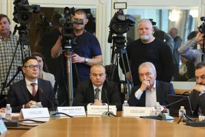 Бюджетната комисия в парламента разглежда мерки за овладяване на цените
