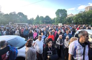 София – Граждани в кв.Младост протестират срещу строеж на небостъргач