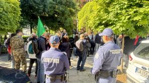 София - Протест пред Столична община за възстановяване на Паметника на Съветската армия