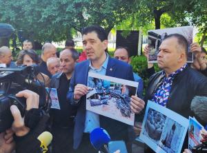 София - Протест пред Столична община за възстановяване на Паметника на Съветската армия