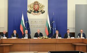 Премиерът Радев свика съвещание за високите цени