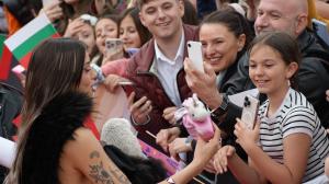 София - DARA празнува победата на „Евровизия“