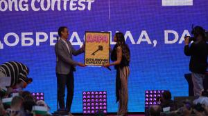 София - DARA празнува победата на „Евровизия“