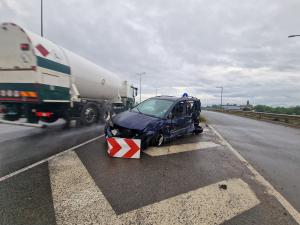 София - Изоставен катастрофирал автомобил