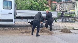 Велико Търново и Габрово - Затворници помагат в разчистването след наводненията