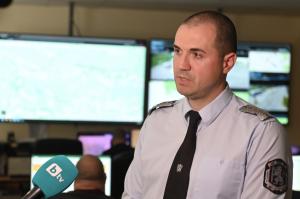 Пътна полиция с информация за трафика в последния почивен ден