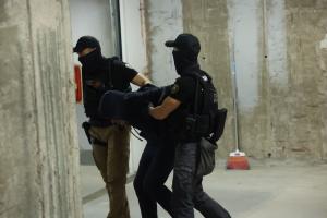 София -Акция на ГДБОП в кв. Дружба - задържани дилъри