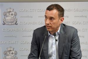 София - Столичен общински съвет - заседание и напрежение