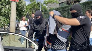 София - Акция на СДВР за разкрита база за наркотици